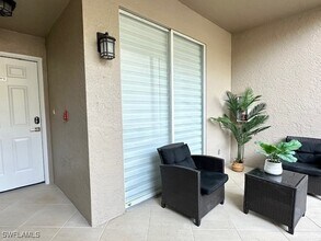 8420 Naples Heritage Dr in Naples, FL - Building Photo - Building Photo