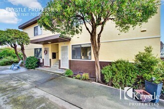 127 W F St in Benicia, CA - Building Photo - Building Photo