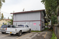 532 N Klevin St in Anchorage, AK - Building Photo - Building Photo