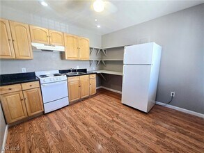 331 S 9th St, Unit 1 in Las Vegas, NV - Building Photo - Building Photo