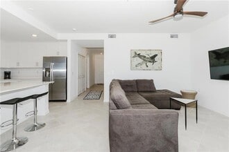 5715 Double Eagle Cir, Unit B-09 in Ave Maria, FL - Foto de edificio - Building Photo