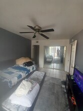 1141 W D St in Ontario, CA - Building Photo - Building Photo