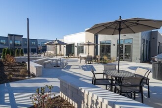 Alta Apartments in Pewaukee, WI - Building Photo - Building Photo