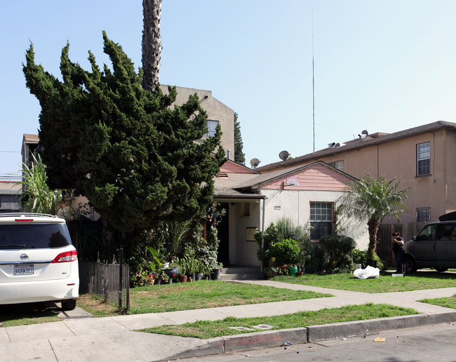 2246-2248 Earl Ave in Long Beach, CA - Building Photo - Building Photo