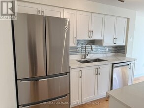 269 Dunsmore Ln in Barrie, ON - Building Photo - Building Photo