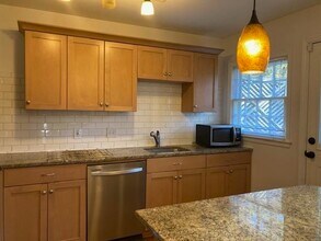 3280 Southern Ave in Memphis, TN - Building Photo - Building Photo