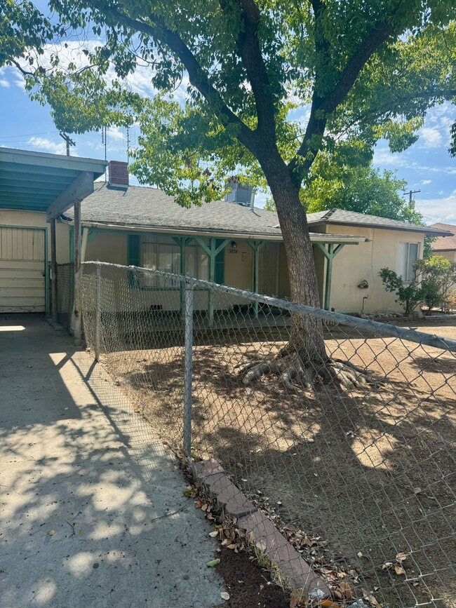 3874 Arden Dr S in Fresno, CA - Building Photo - Building Photo