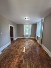 61 Yorkshire St S in Guelph, ON - Building Photo - Building Photo