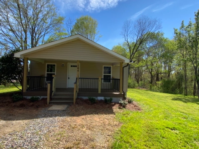 184 Hudspeth Rd in Statesville, NC - Building Photo