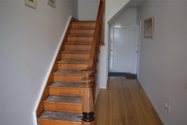 24 Monroe Pl in Port Chester, NY - Building Photo - Building Photo