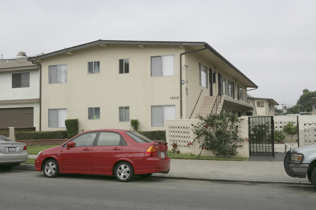 Christa Diana Apartments in Gardena, CA - Building Photo