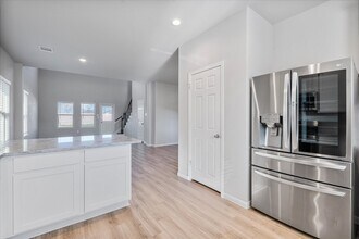 10610 Scrub Oak Dr in Arcola, TX - Building Photo - Building Photo