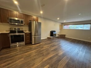 21633 Donovan Av in Maple Ridge, BC - Building Photo - Building Photo