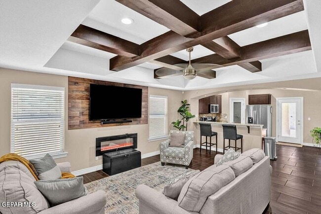 172 N Manzanita Dr in El Paso, TX - Building Photo - Building Photo