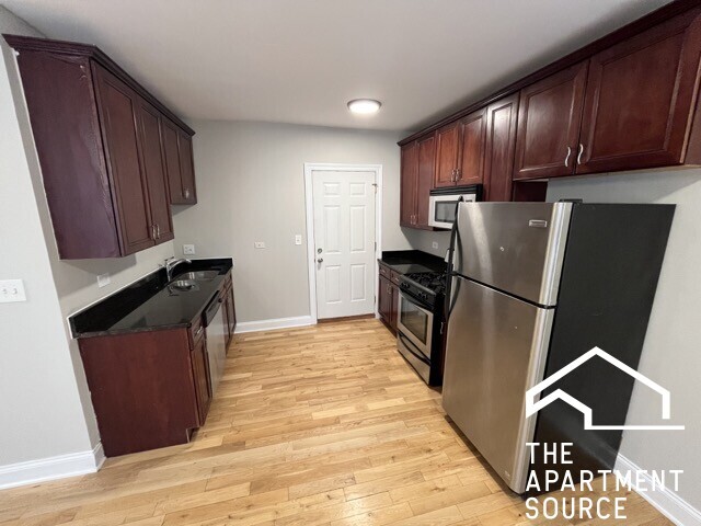 property at 4544 W George St