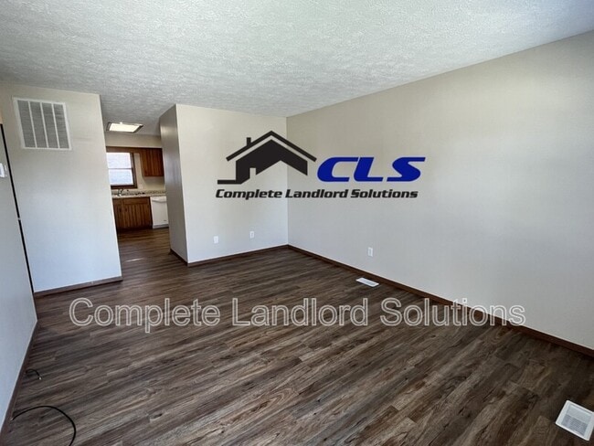 property at 4255 S Avery St