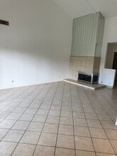 4500 Whitsett Ave, Unit 6 in Studio City, CA - Building Photo - Building Photo