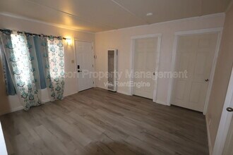 329 E Scott St in Port Hueneme, CA - Building Photo - Building Photo