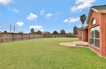1107 Wealden Forest Dr in Spring, TX - Building Photo - Building Photo