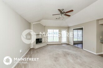 2432 Country Trail Dr in Memphis, TN - Building Photo - Building Photo
