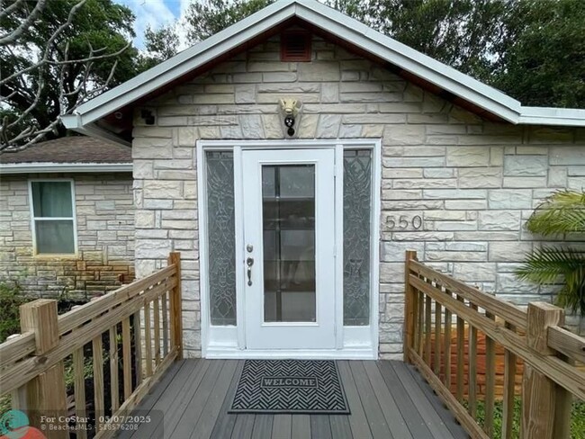 property at 550 SW 14th Ave