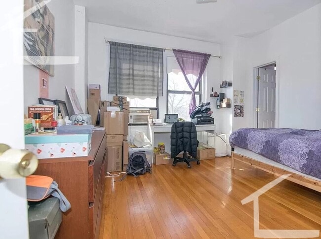 33 Cummings Rd in Boston, MA - Building Photo - Building Photo