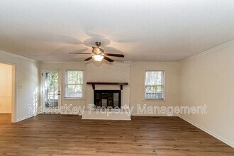 6936 Three Bridges Circle in Raleigh, NC - Building Photo - Building Photo