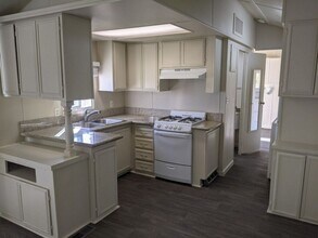 3512 El Paso Alto in Vista, CA - Building Photo - Building Photo