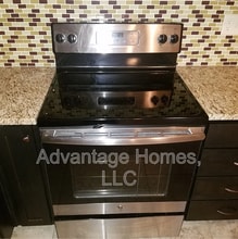 2176 SW Timbertrace Ln in Lee's Summit, MO - Building Photo - Building Photo