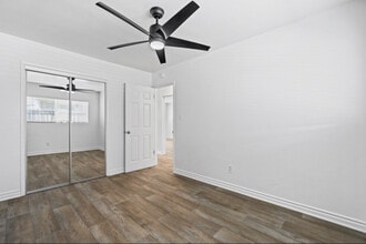 330 Roosevelt St, Unit 30 in Chula Vista, CA - Foto de edificio - Building Photo