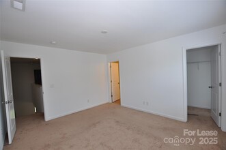 6137 Salamander Run Ln in Charlotte, NC - Building Photo - Building Photo