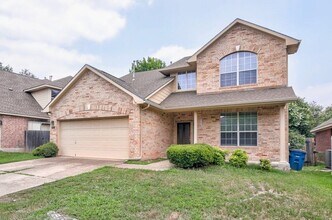 1612 Sunterro Dr in Austin, TX - Building Photo - Building Photo