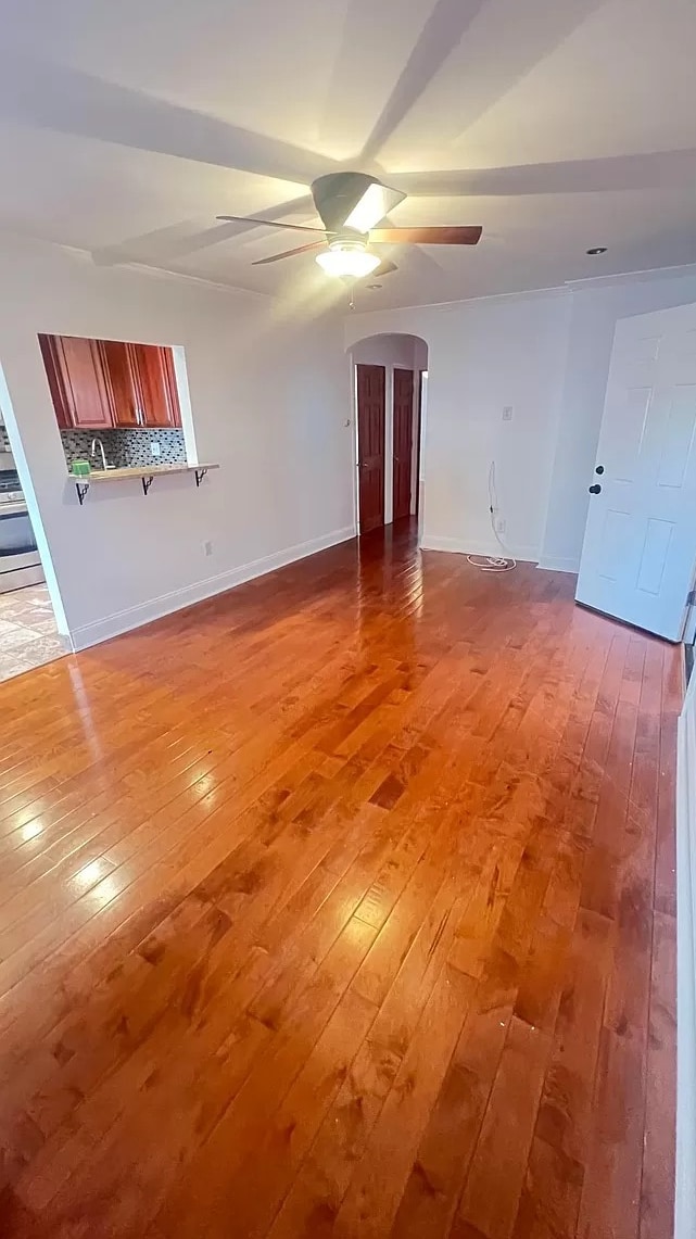 3026 Tyson Ave, Unit 2nd Floor