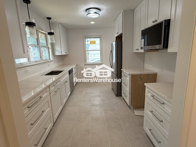 2580 Vernon Ave S in Minneapolis, MN - Building Photo - Building Photo