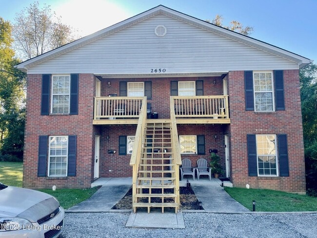 property at 2650 Lindsay Ave