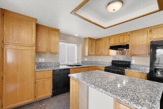 4646 Spruce Oak Dr in North Las Vegas, NV - Building Photo - Building Photo