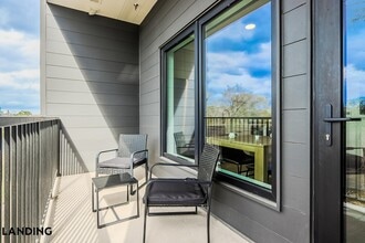 2623 Keene St, Unit 255 in Houston, TX - Building Photo - Building Photo