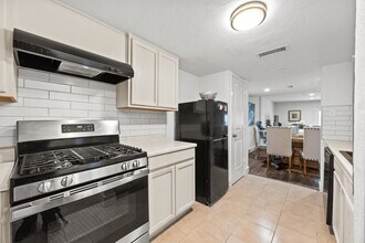 1255 Blalock Rd in Houston, TX - Building Photo - Building Photo