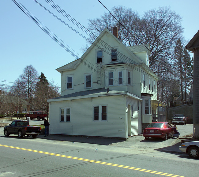 278 Whittenton St in Taunton, MA - Building Photo - Building Photo