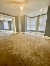 1009 S Central Ave, Unit 1 in Burlington, IA - Foto de edificio - Building Photo