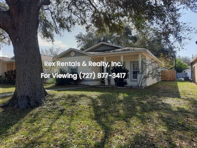 3934 Dartmouth Ave N in St. Petersburg, FL - Building Photo - Building Photo