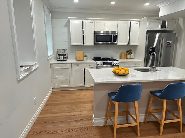 15 Mount Hood Rd, Unit 6 in Boston, MA - Building Photo - Building Photo