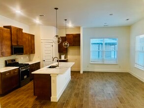 251 Kristen Ln in Centerton, AR - Building Photo - Building Photo