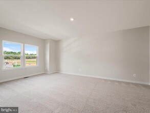 17 Lyriq Ct in Inwood, WV - Building Photo - Building Photo