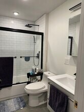 92 Lexington St, Unit #1 in Boston, MA - Foto de edificio - Building Photo
