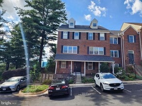 7710 Marshall Heights Ct in Falls Church, VA - Building Photo - Building Photo