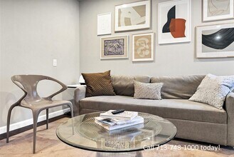 1953 Dryden St-Unit -4 in Houston, TX - Building Photo - Building Photo