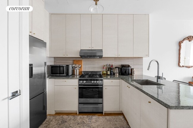 property at 737 Bergen St