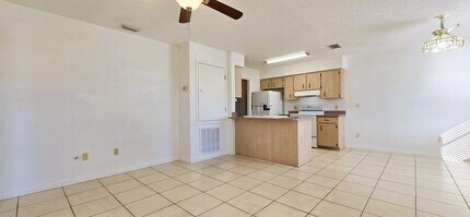 10 Lynne Ln in Frostproof, FL - Building Photo - Building Photo