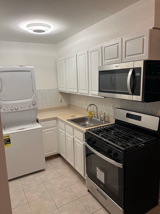 134 South St in Jersey City, NJ - Building Photo - Building Photo